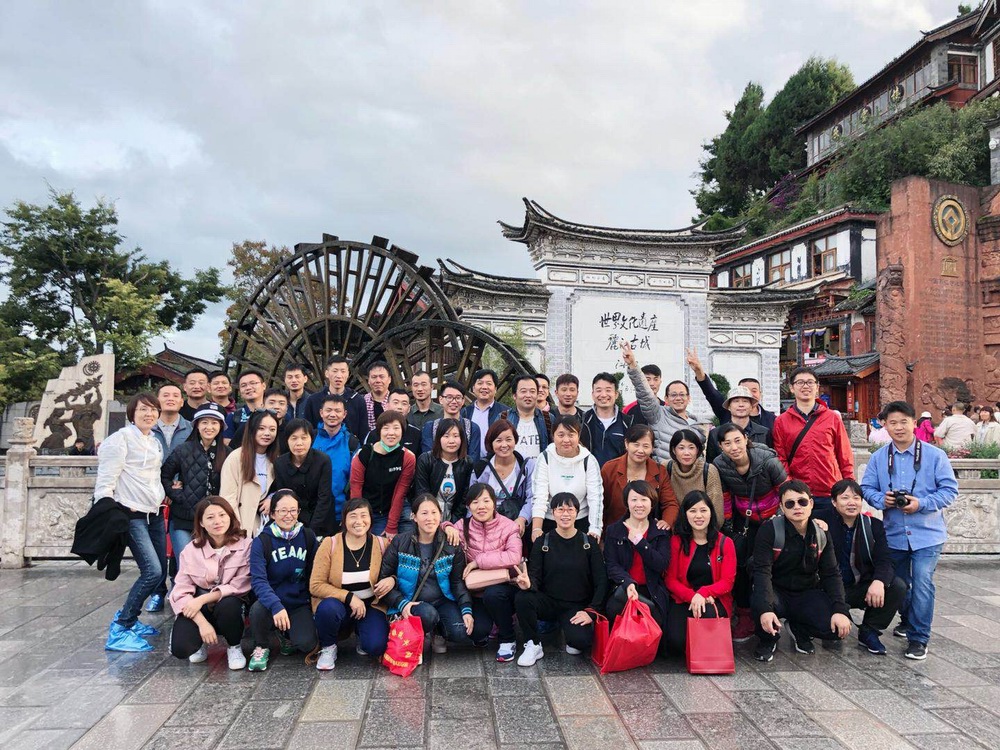 新-2018合影1.jpg